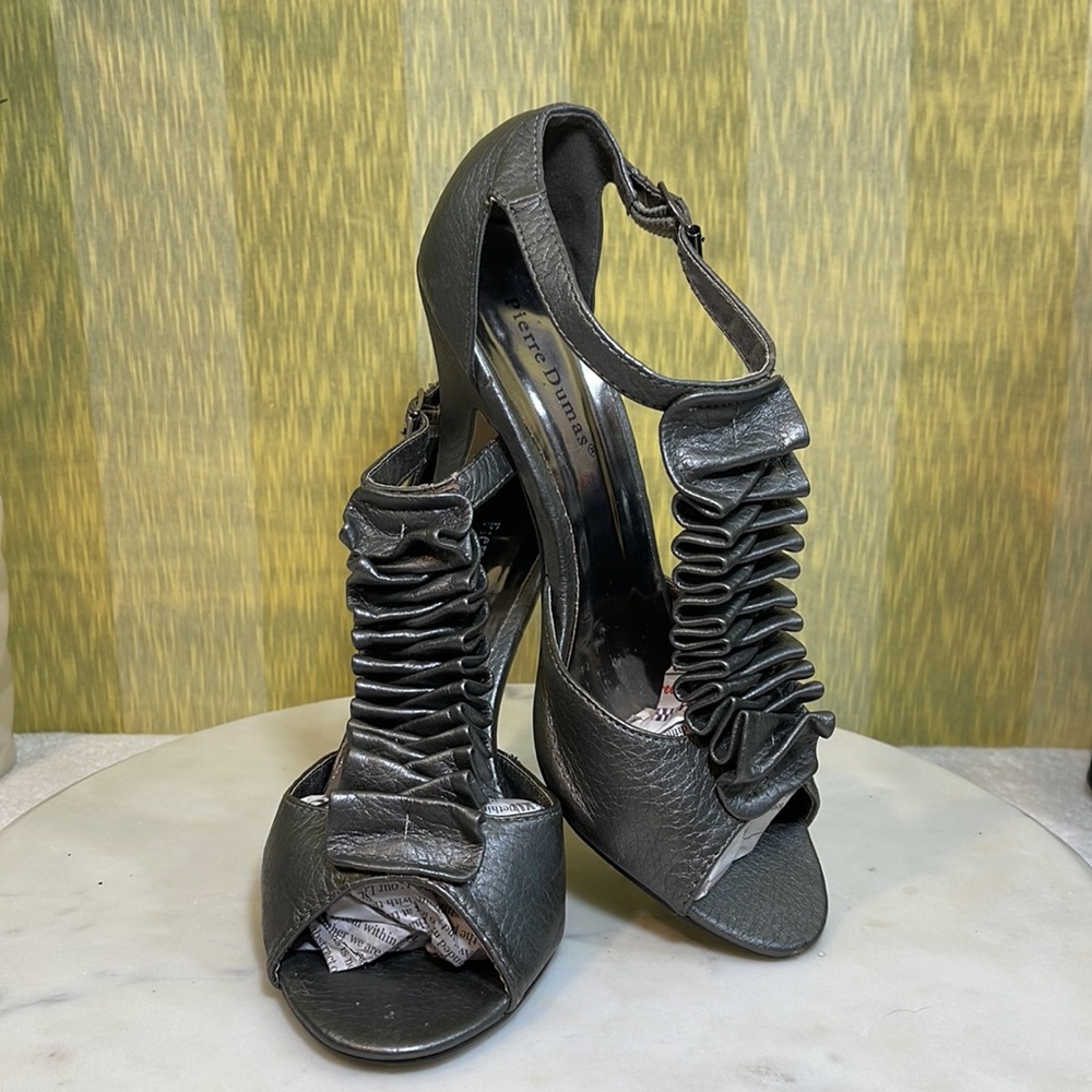 “PIERRE DUMAS” Open Toe Sandal Heels